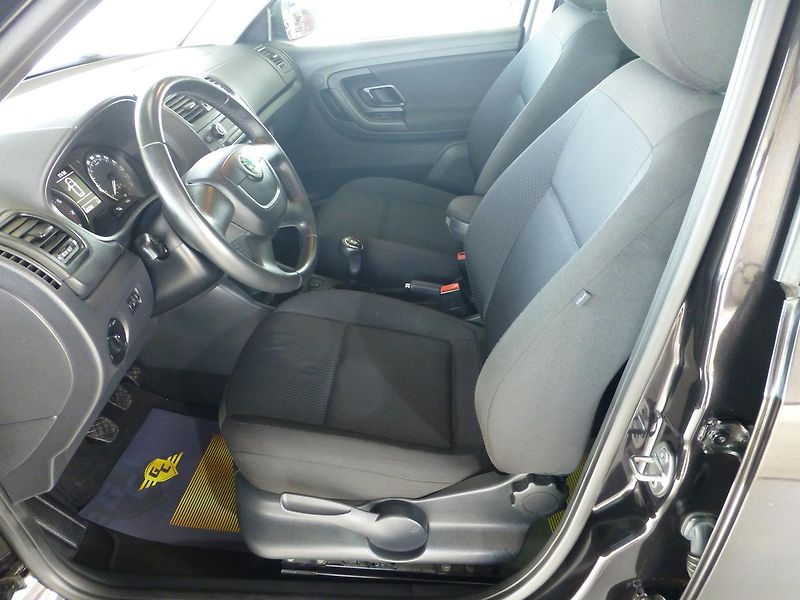 Škoda Fabia (2011) 1,2TSI*KLIMA*ALU KOLA*VYHŘ.SED - fotka 11 z 26