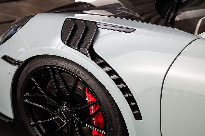 Porsche 911 (992.2) Carrera 4 GTS TECHART - fotka 24 z 34