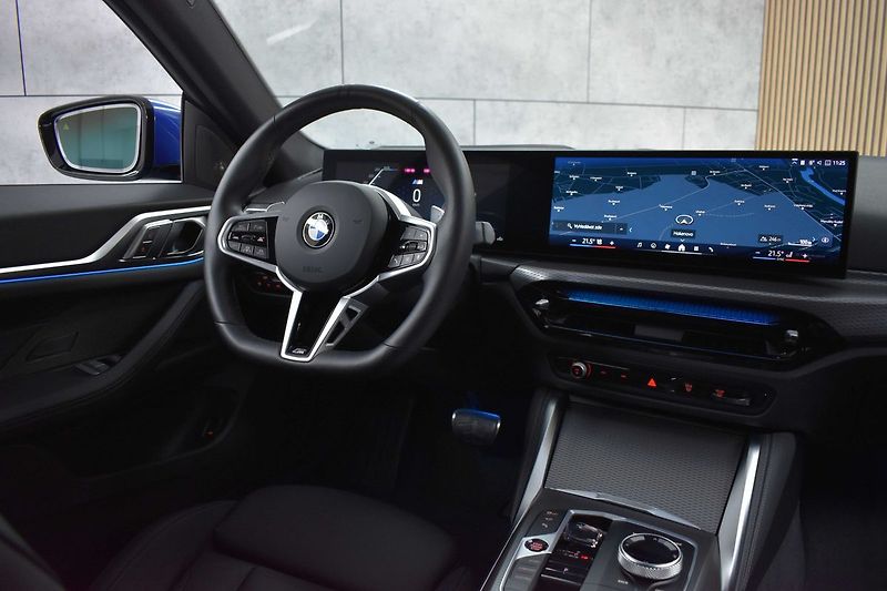 BMW Řada 4 420d xD ///M*TAŽNÉ*ZÁRUKA 9/27 - fotka 8 z 52