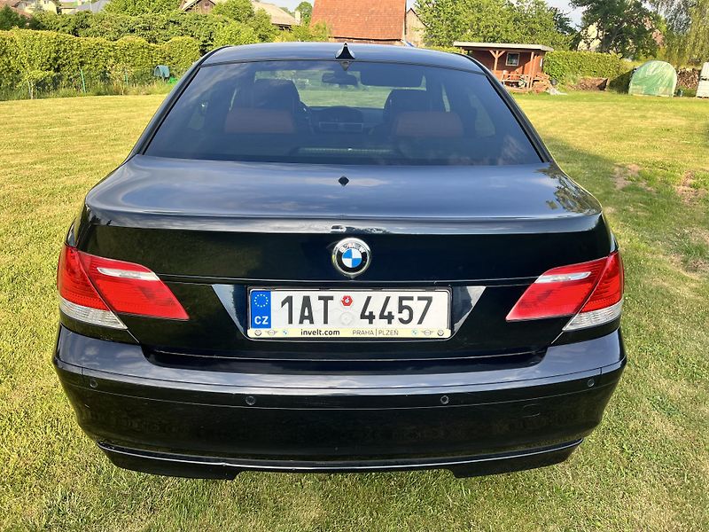 BMW Řada 7 3.0 170KW,MAX VÝBAVA,T.Z - fotka 6 z 46