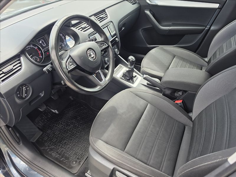 Škoda Octavia III 1,0 TSi 85KW Ambition - fotka 11 z 44