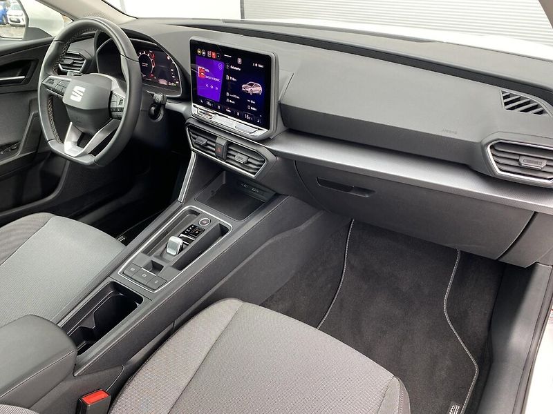 Seat Leon 1,5 e-TSI 85 kW Style DSG - fotka 24 z 27