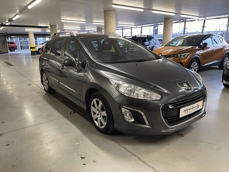 Peugeot 308 (2012) 1.6 VTi, 88kW, ČR - fotka 4 z 9