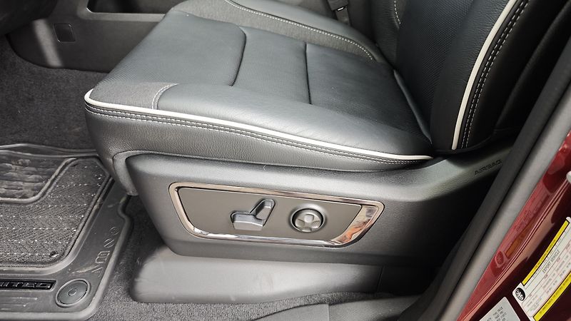 Dodge RAM (2026) 1500  I6 Limited MY26 - fotka 29 z 53