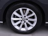 Volkswagen Passat 2,0 TDI 110kW DSG Elegance - náhled 30