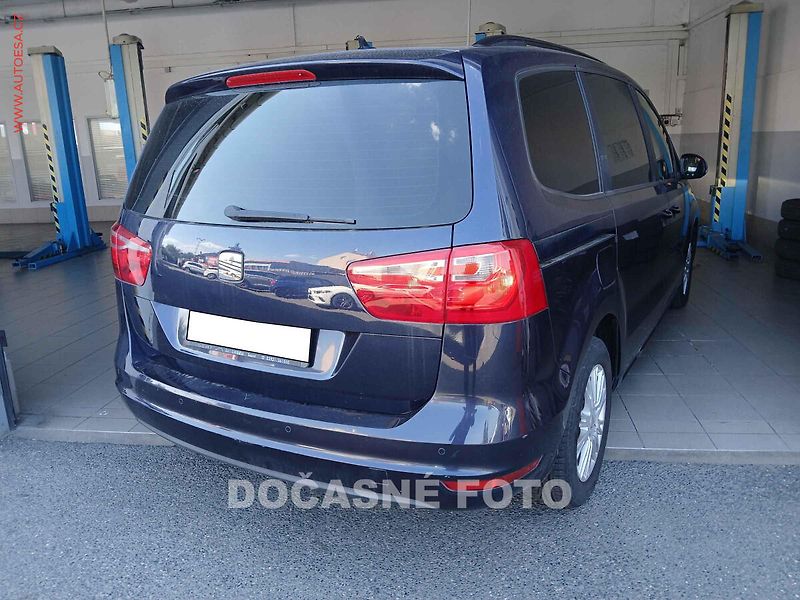 Seat Alhambra (2011) 2.0TDi, Style - fotka 2 z 3