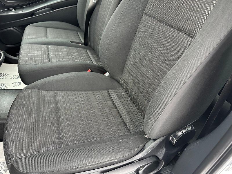 Mercedes-Benz Vito (2019) CDI 111 9-Míst - fotka 13 z 16