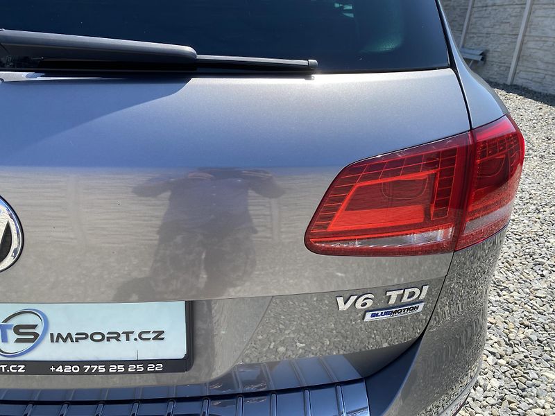 Volkswagen Touareg 3.0TDi 4x4 FL 2017 ELEGANCE 1A - fotka 43 z 176
