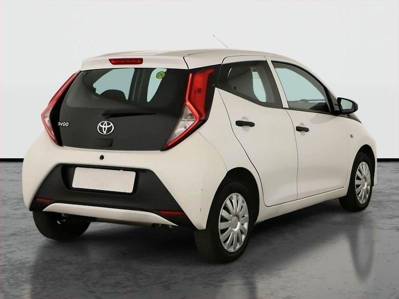 Toyota Aygo (2021) 1.0 VVT-i, LPG - fotka 5 z 12