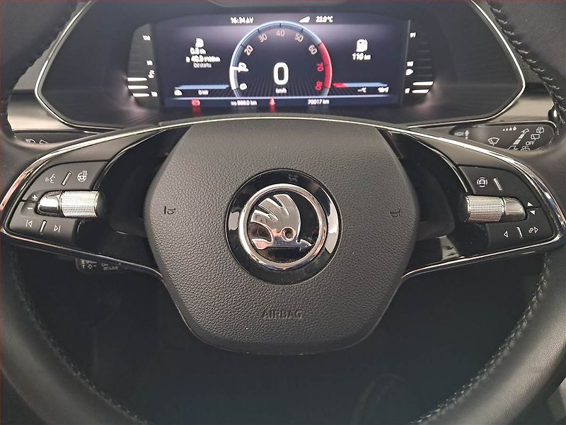 Škoda Superb (2022) Style Plus 1.5 TSI - fotka 16 z 17