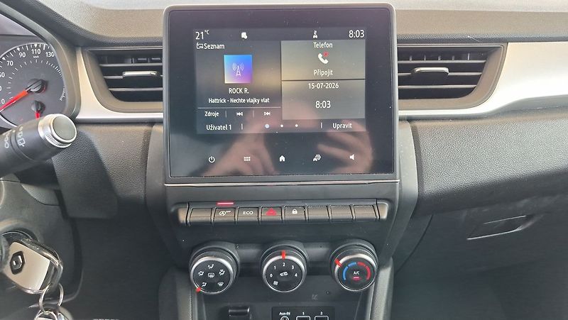 Renault Captur 1.0 TCe 67Kw Intens - fotka 16 z 23