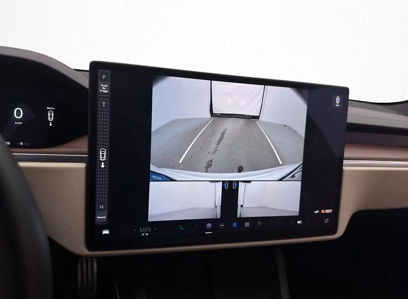 Tesla Model S LR AWD Vzduch Pano. Tažné Kam - fotka 16 z 37