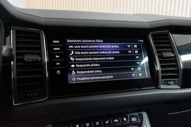 Škoda Kodiaq 2.0TSI 4x4*L&K*TAŽNÉ*DPH*ČR 1M - fotka 34 z 50