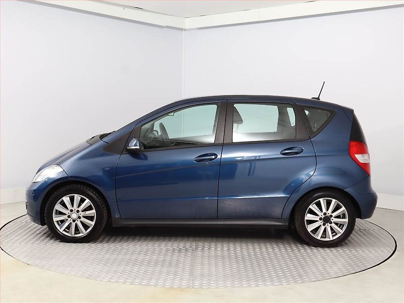 Mercedes-Benz Třídy A (2012) A 160 CDI , Automat, Tempomat - fotka 3 z 14