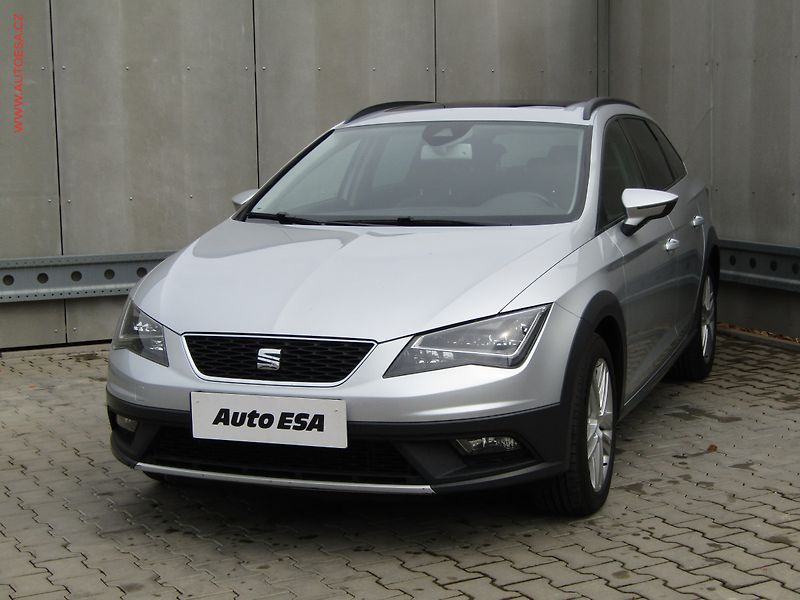 Seat Leon (2015) 2.0 TDi 4x4, X-Perience, DSG - fotka 3 z 20