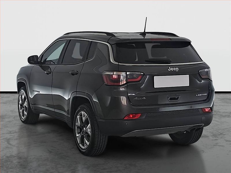 Jeep Compass (2020) 1.4 MultiAir, 4X4, Automat - fotka 4 z 17