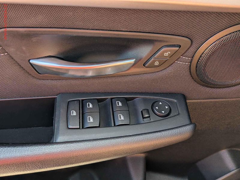 BMW Řada 2 (2016) 1.5 i 218i, ČR, AT, tempo - fotka 12 z 18