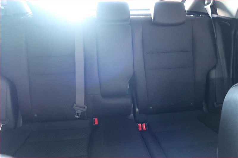 Honda Civic (2010) 1.4 i-VTEC - fotka 10 z 17