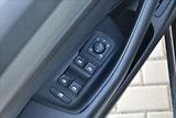 Volkswagen Passat 1.6 TDI LED NAVIGACE TAŽNÉ - náhled 26