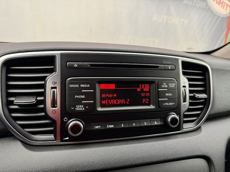 Kia Sportage 1.7 CRDi Automat, ČR - fotka 17 z 23
