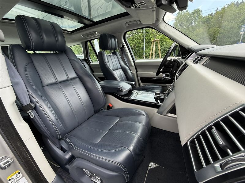 Land Rover Range Rover 4,4 AUTOBIOGRAPHY SDV8 - fotka 19 z 23