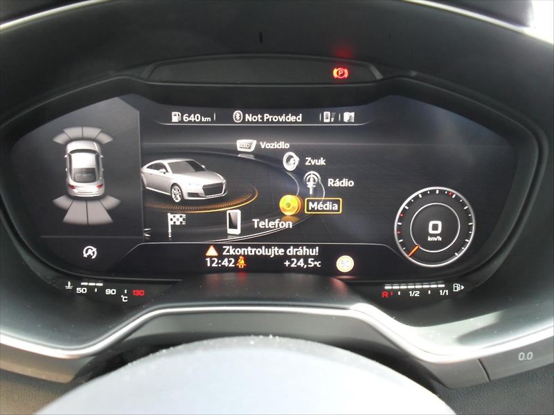 Audi TT 2,0 TDI Ultra 135Kw S-Line LED - fotka 20 z 29