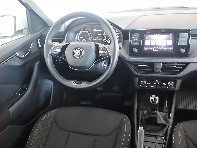 Škoda Kamiq (2022) 1.0 TSI, Serv.kniha - fotka 7 z 20