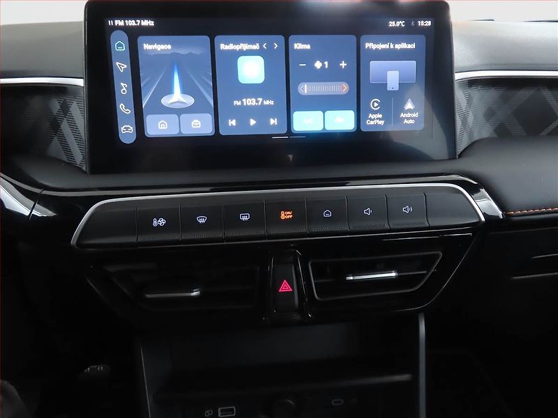MG MG3 (2025) Excite 1.5, ČR,1.maj - fotka 12 z 15