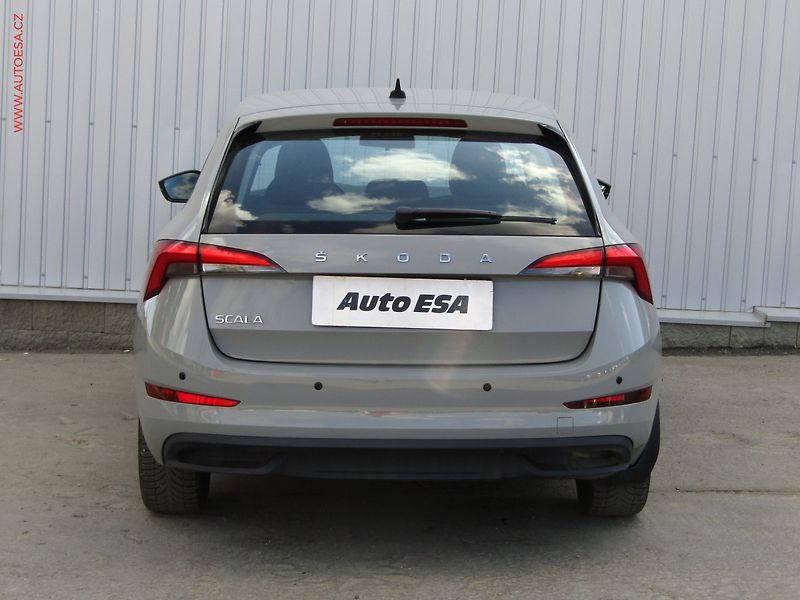 Škoda Scala (2020) 1.0 TSi, ČR, Ambition, DSG - fotka 5 z 18