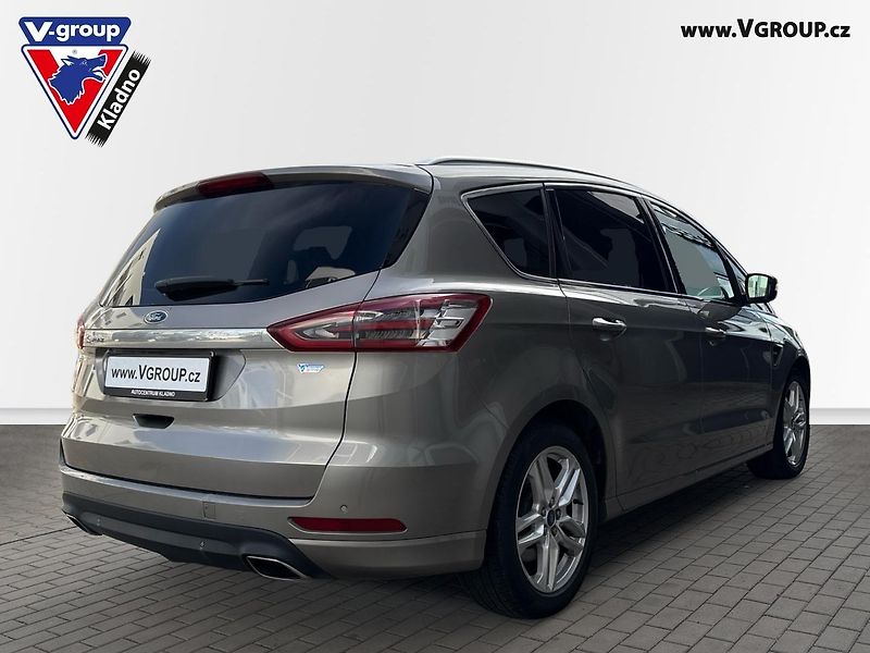 Ford S-MAX (2016) 2.0 TDCi Titanium EAT6 4x4 - fotka 4 z 49