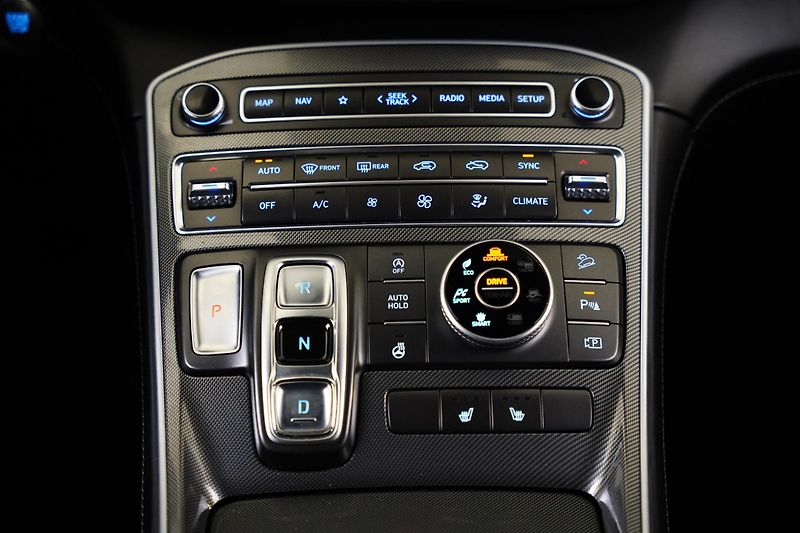 Hyundai Santa Fe - fotka 24 z 26