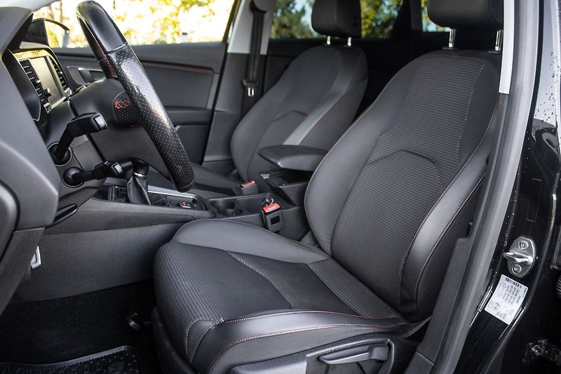 Seat Leon - fotka 13 z 24