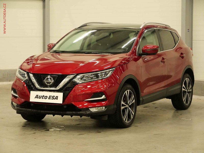 Nissan Qashqai (2018) 1.2 DIG-T, 2.maj, N-Connecta - fotka 3 z 21