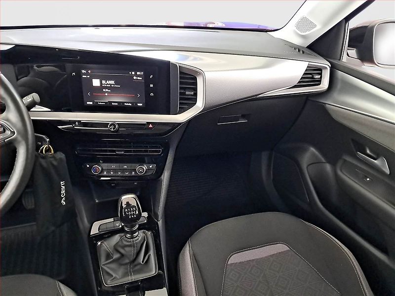 Opel Mokka (2021) 1.2 Turbo, Serv.kniha - fotka 8 z 17