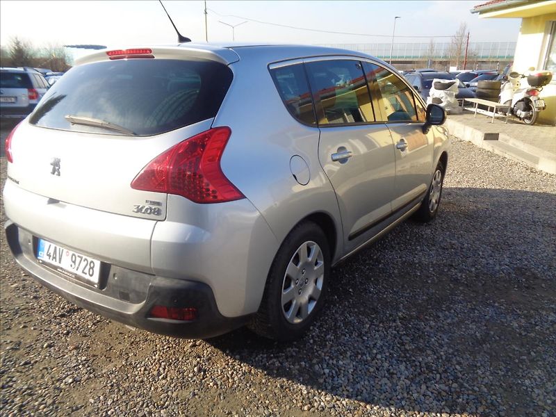 Peugeot 3008 1,6 HDI  Automat - fotka 5 z 25