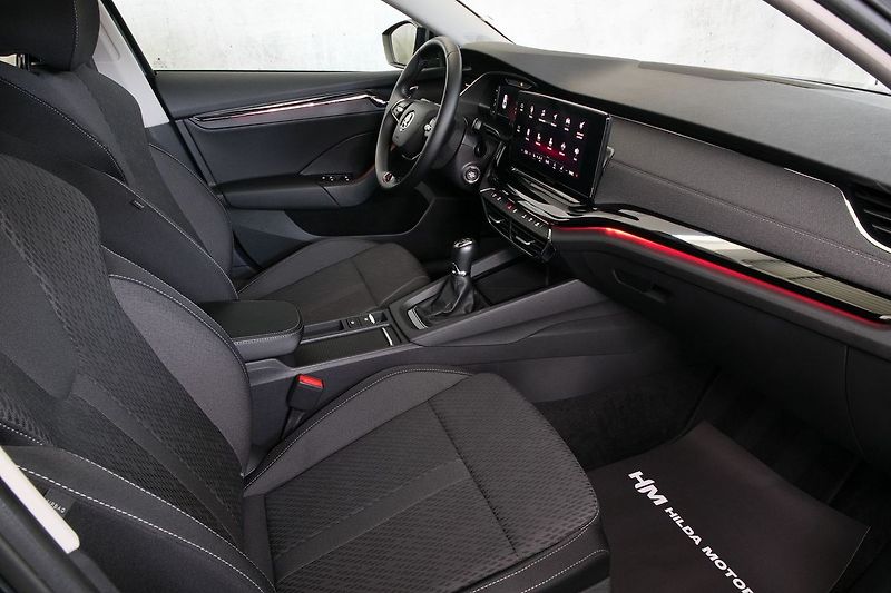 Škoda Octavia 2.0TDI 110kW Style LED Kessy - fotka 14 z 32