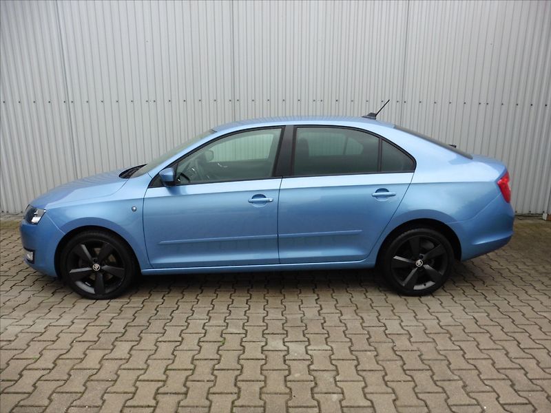 Škoda Rapid 1.2 TSi Elegance Navi 1.maj - fotka 13 z 15