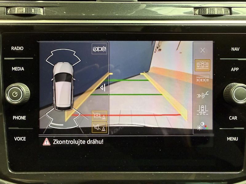 Volkswagen Tiguan 2.0 TDI BMT 110 kW DSG Eleganc - fotka 8 z 14