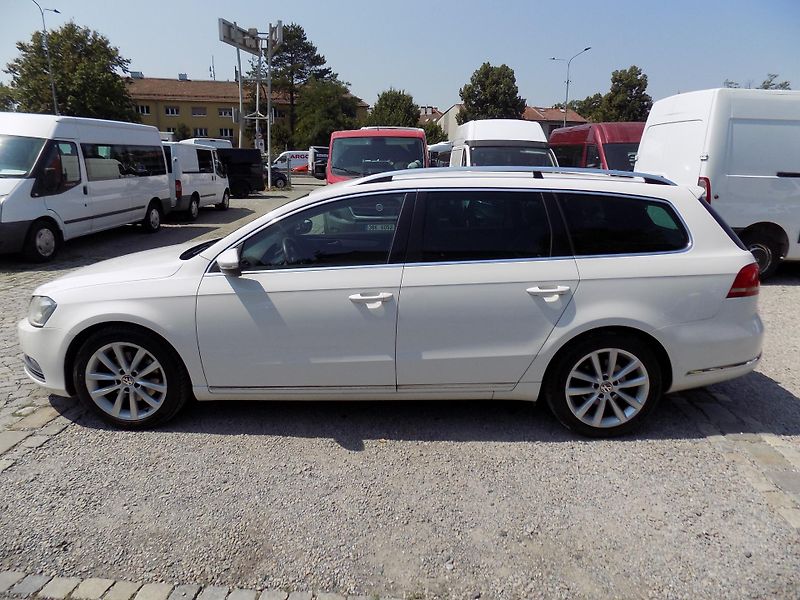 Volkswagen Passat 2,0 TDI 130 KW ALCANT. VÝHŘEV - fotka 16 z 61