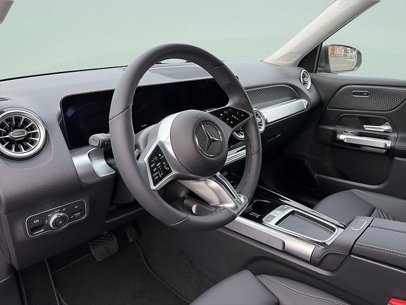 Mercedes-Benz GLB (2026) 200 Progressive Edition - fotka 9 z 15