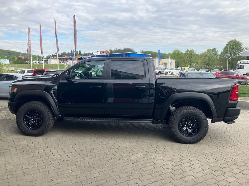 RAM 1500 (2025) 3.0 I6 548k RHO - fotka 11 z 56