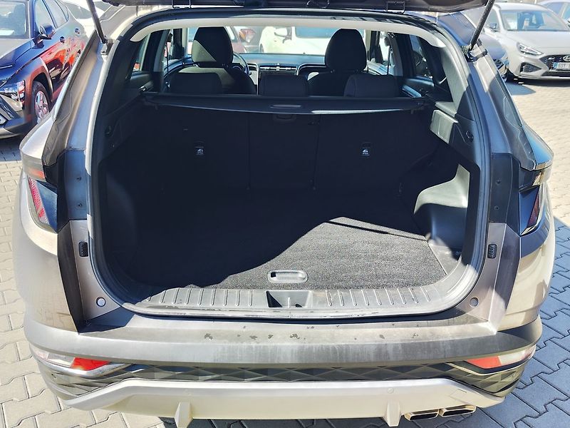 Hyundai Tucson 1.6 T-GDI/169kW Smart Navi DCT - fotka 9 z 37