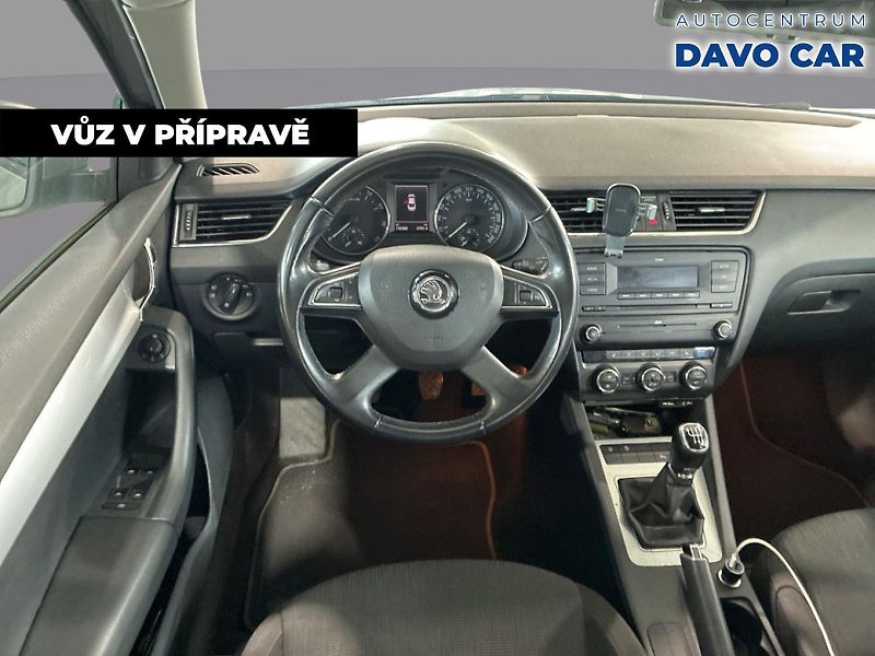 Škoda Octavia 1,8 TSI 132kW Elegance CZ - fotka 3 z 12
