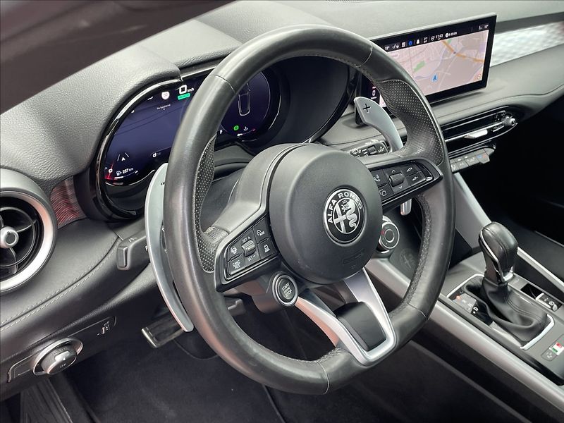 Alfa Romeo Tonale 1,5 E-Hybrid Speciale (MHEV) - fotka 12 z 25