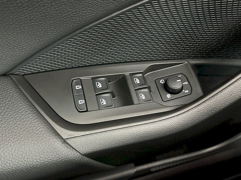 Škoda Octavia (2025) Combi DSG 2.0TDI 110kW SportLi - fotka 28 z 33