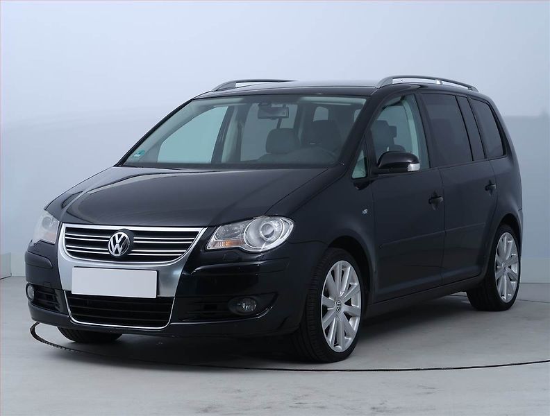 Volkswagen Touran (2009) Highline 1.4 TSI, Tempomat - fotka 2 z 17