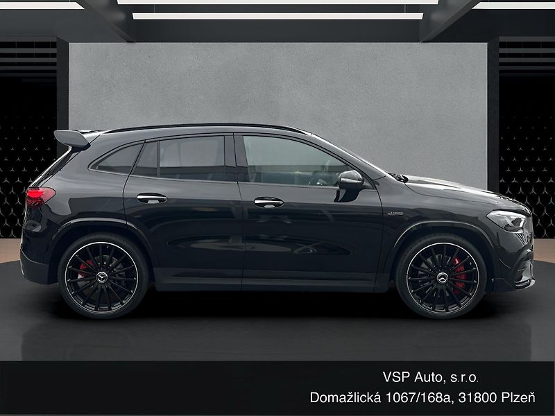 Mercedes-Benz GLA (2025) 35 AMG - fotka 6 z 15