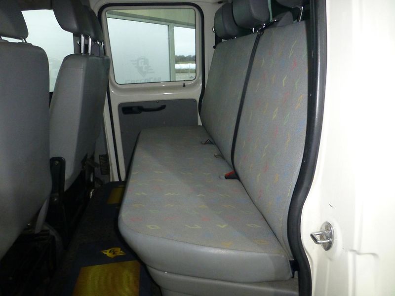 Volkswagen Transporter (2006) 2,5TDI*TAŽNÉ*6MÍST****4X4 !!! - fotka 12 z 22