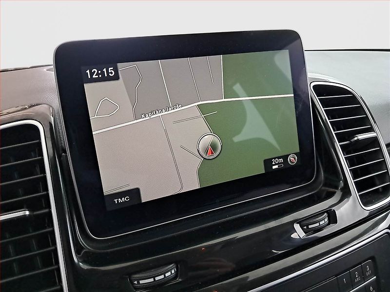Mercedes-Benz GLE (2016) 400 - fotka 13 z 25
