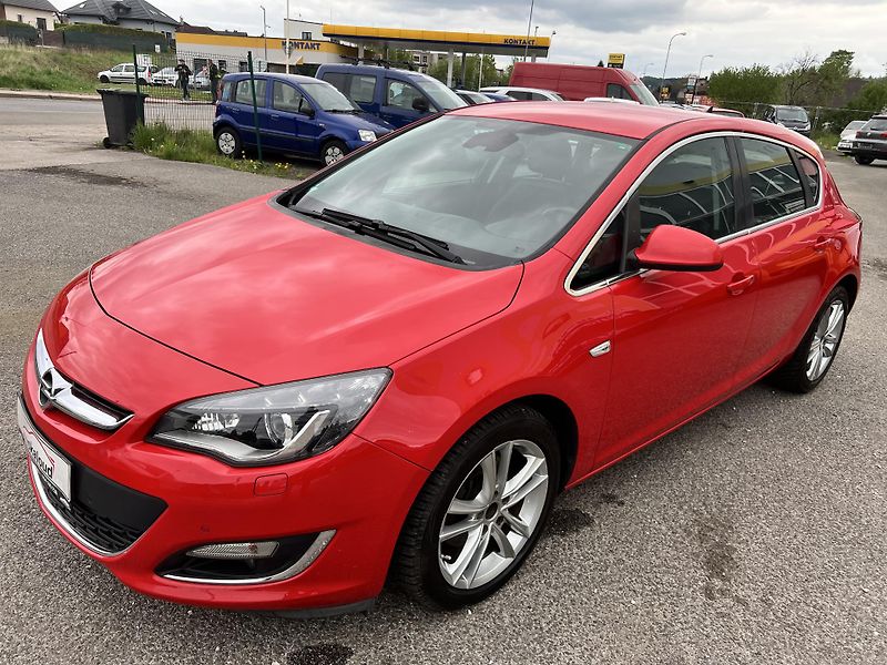 Opel Astra 1.6 TURBO 125KW,EXCLUSIVE,1MAJ - fotka 3 z 43